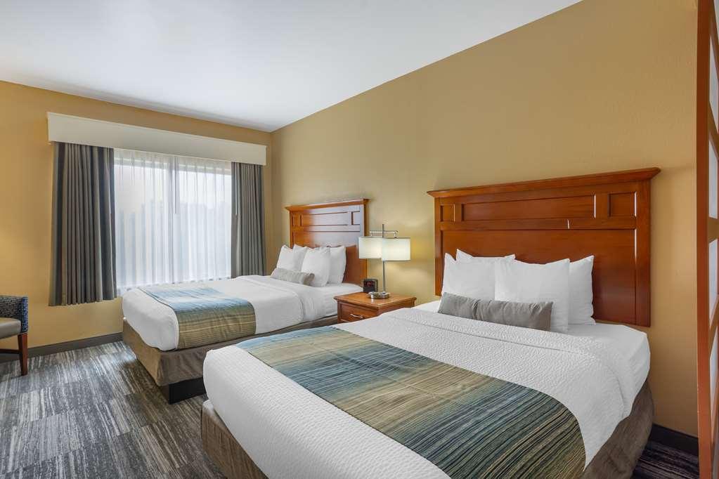 סטייט קולג' Best Western Plus University Park Inn & Suites חדר תמונה
