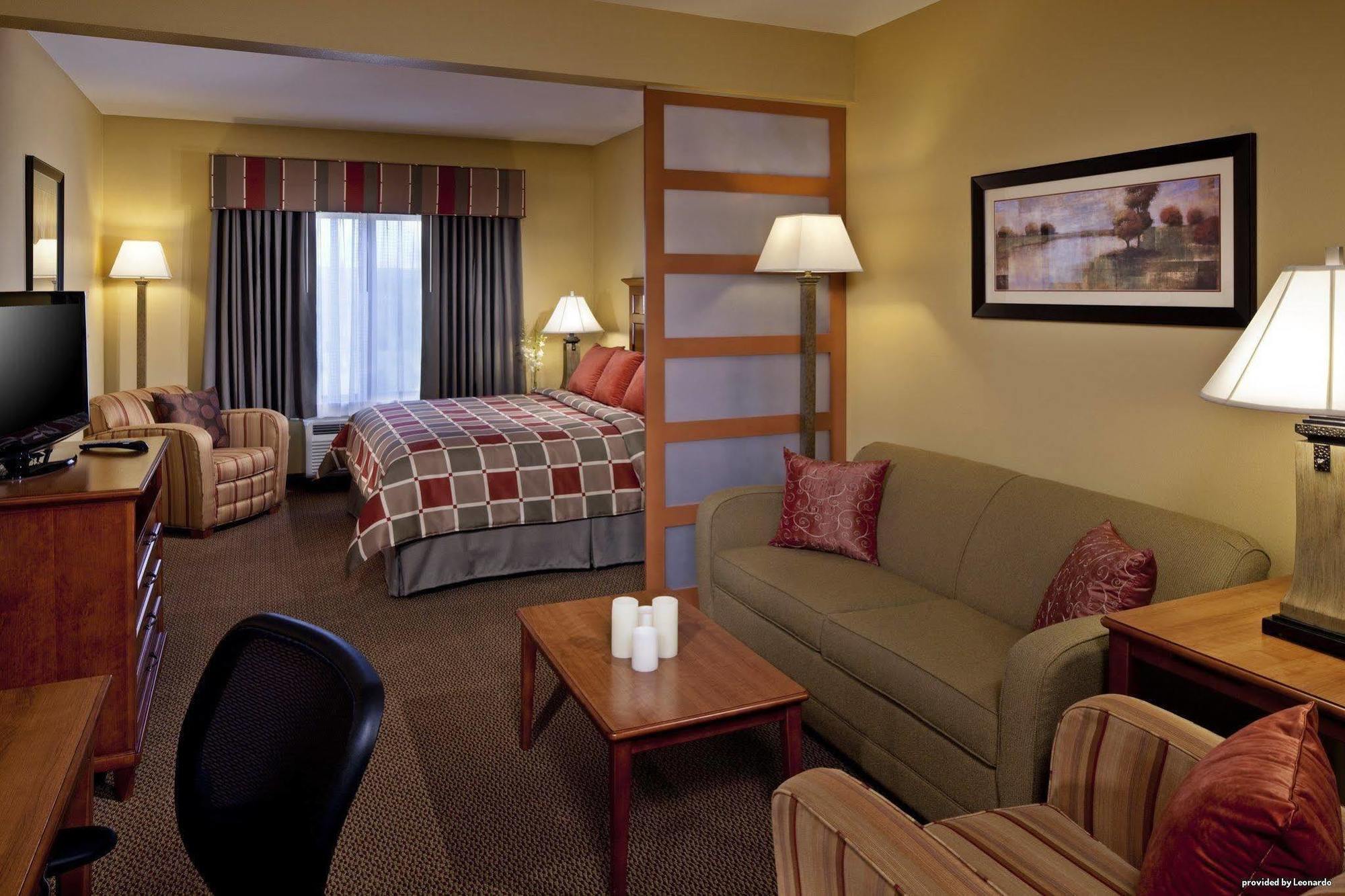 סטייט קולג' Best Western Plus University Park Inn & Suites חדר תמונה