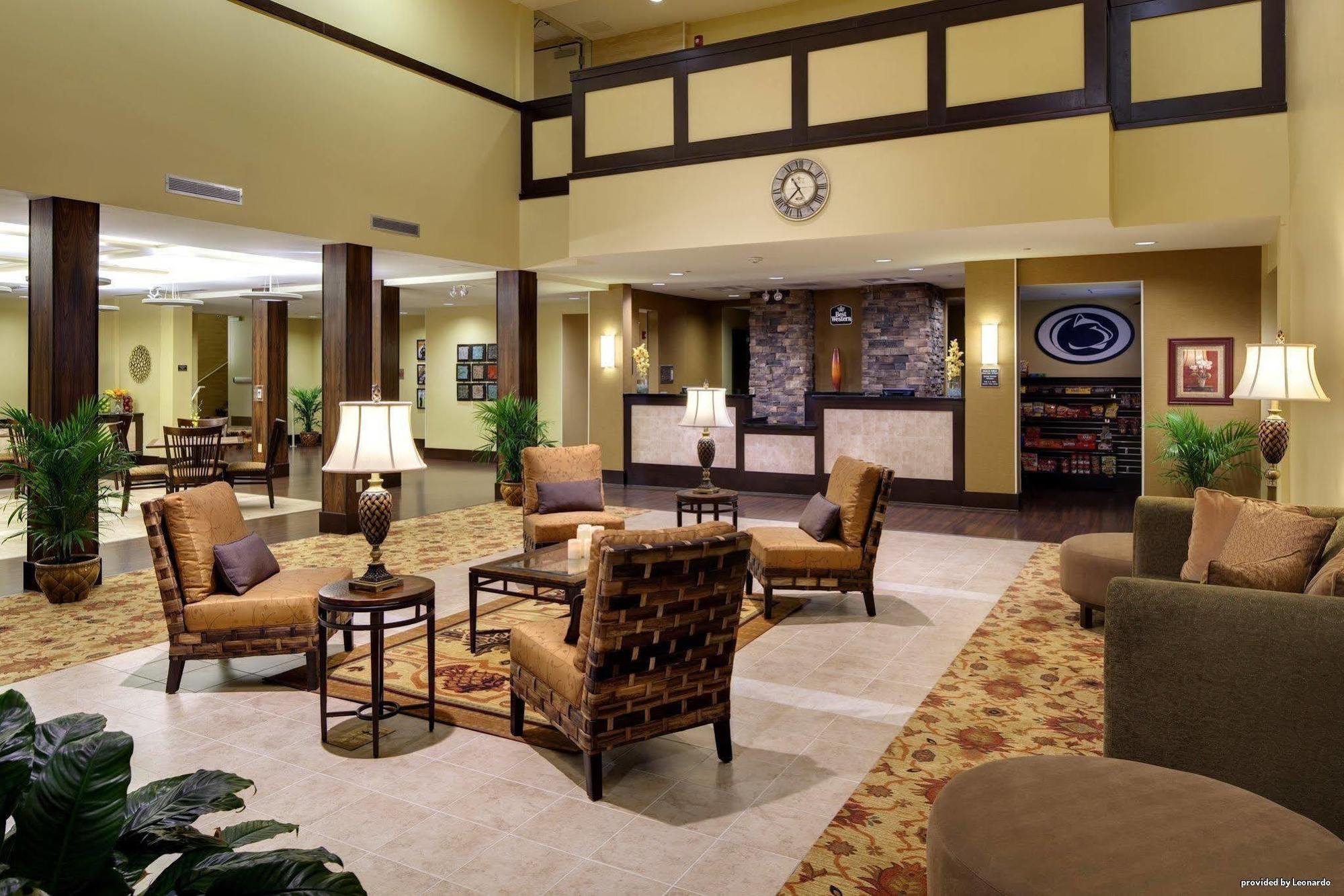 סטייט קולג' Best Western Plus University Park Inn & Suites מראה חיצוני תמונה